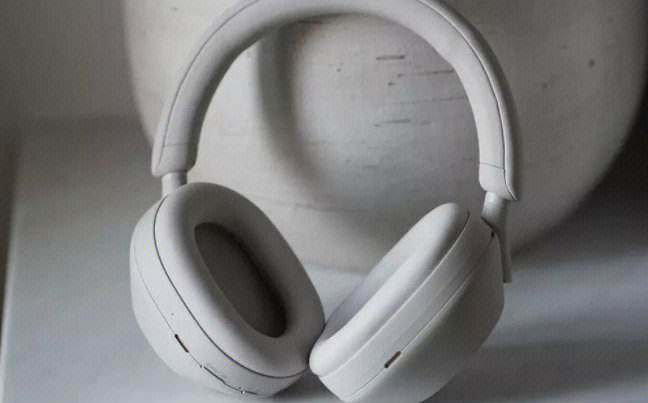 ANOSLU GROUP LIMITED